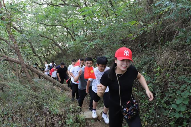 AGׯ�С�(�й�)����