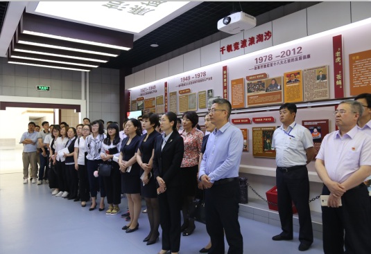 AGׯ�С�(�й�)����