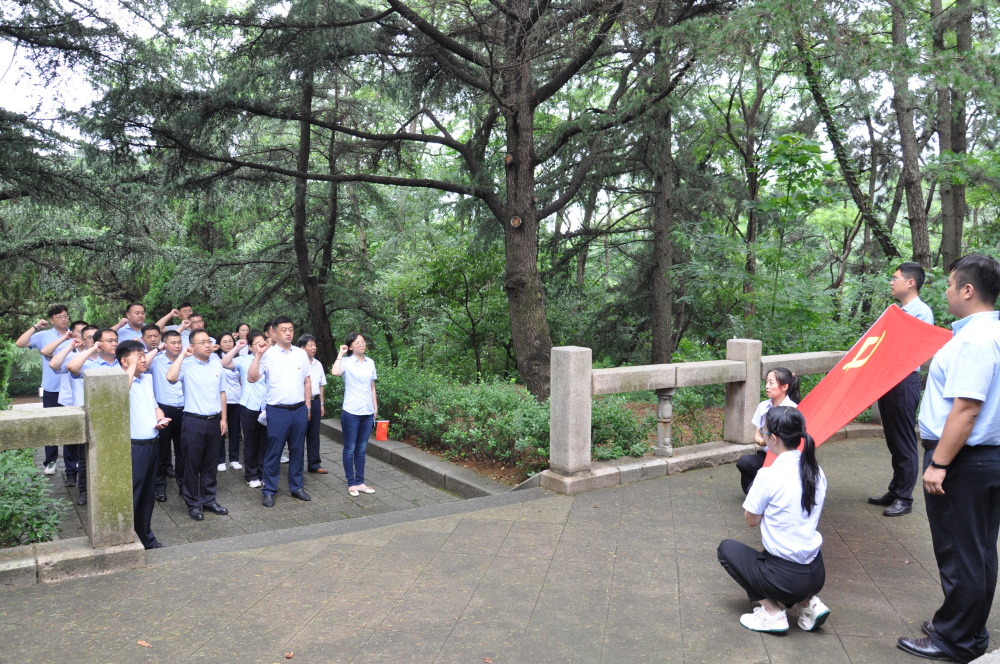 AGׯ�С�(�й�)����