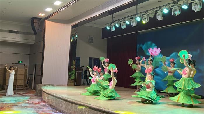 AGׯ�С�(�й�)����