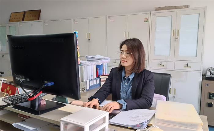 AGׯ�С�(�й�)����