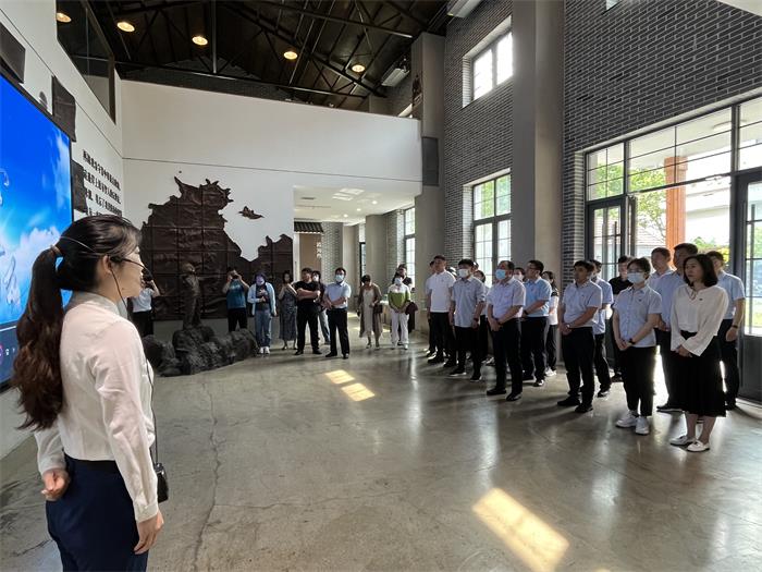 AGׯ�С�(�й�)����