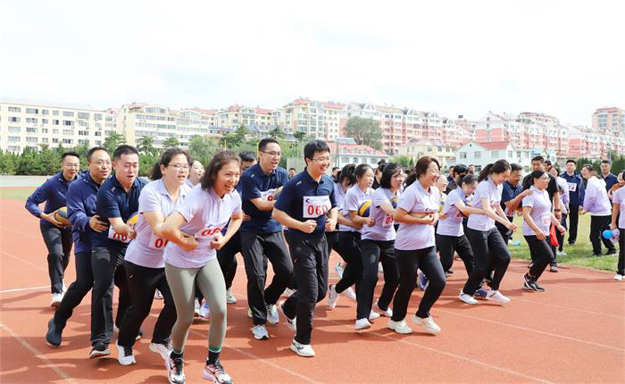 AGׯÏС¤(Öйú)¼¯ÍÅ