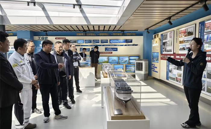 AGׯ�С�(�й�)����